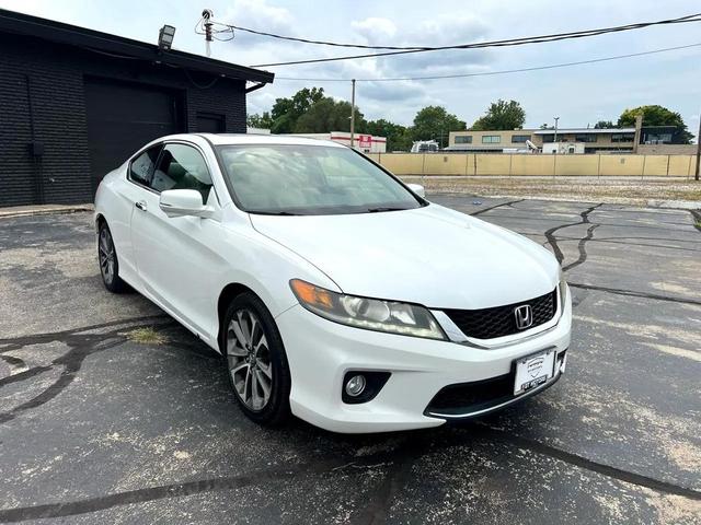 Photo of 2014 TAN Honda Accord