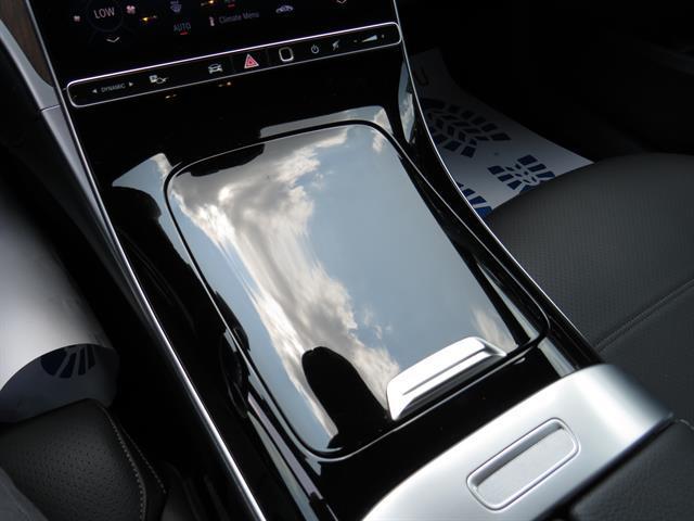 Photo of 2025 Black Mercedes-Benz C-Class