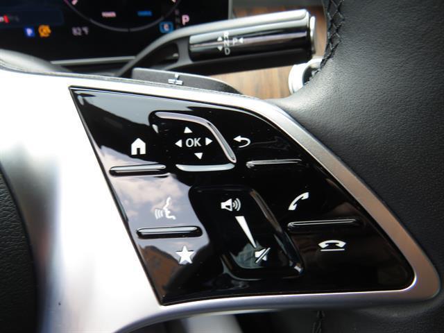 Photo of 2025 Black Mercedes-Benz C-Class