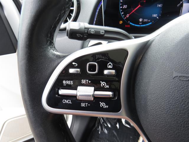 Photo of 2021 WHT Mercedes-Benz GLB 250