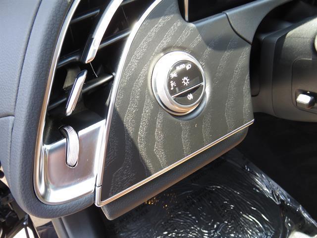Photo of 2025 Nautical Blue Metallic Mercedes-Benz E-Class
