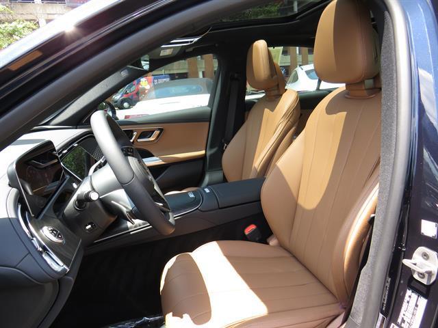 Photo of 2025 Nautical Blue Metallic Mercedes-Benz E-Class