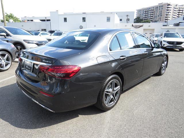 Photo of 2022 Graphite Grey Metallic Mercedes-Benz E-Class