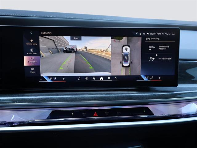 Photo of 2024 Mineral White Metallic BMW 760