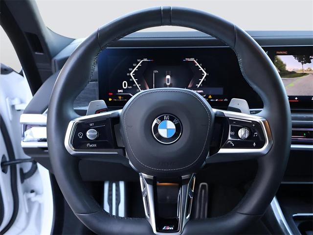 Photo of 2024 Mineral White Metallic BMW 760