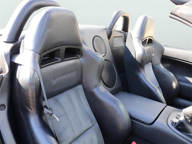 Photo of 2003 Viper Bright Silver Metallic CC/Black Soft Top Dodge Viper