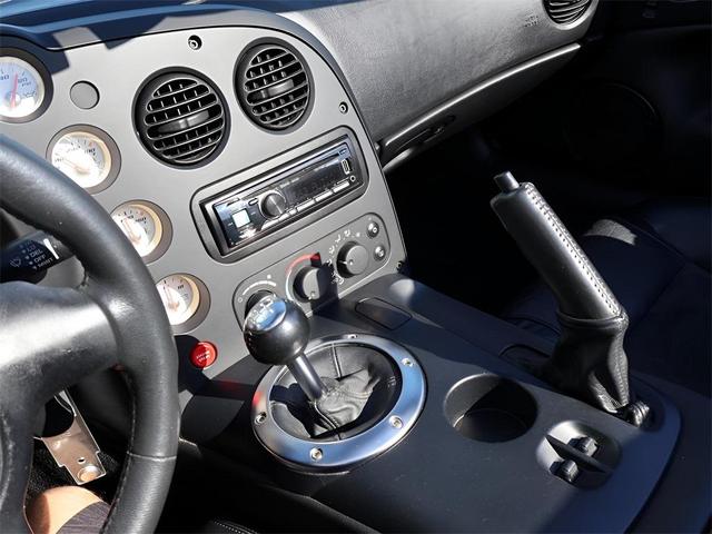 Photo of 2003 Viper Bright Silver Metallic CC/Black Soft Top Dodge Viper