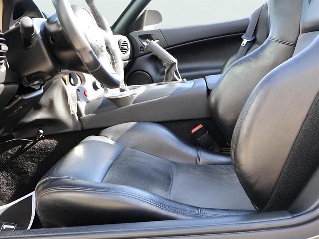 Photo of 2003 Viper Bright Silver Metallic CC/Black Soft Top Dodge Viper