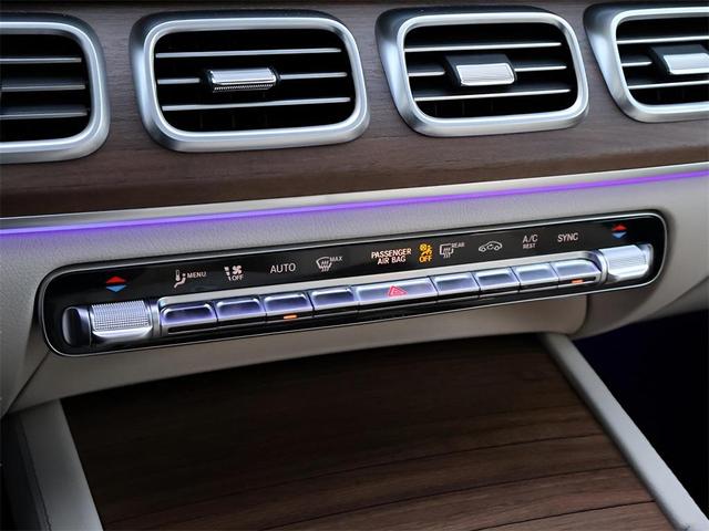 Photo of 2025 Polar White Mercedes-Benz GLE 450