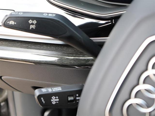 Photo of 2019 Samurai Gray Metallic Audi Q8