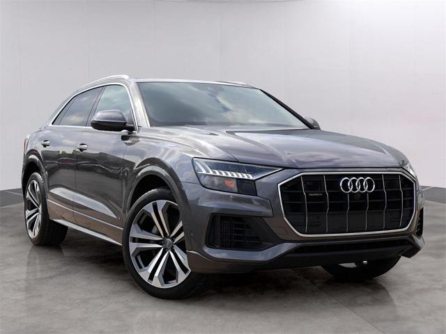 Photo of 2019 Samurai Gray Metallic Audi Q8