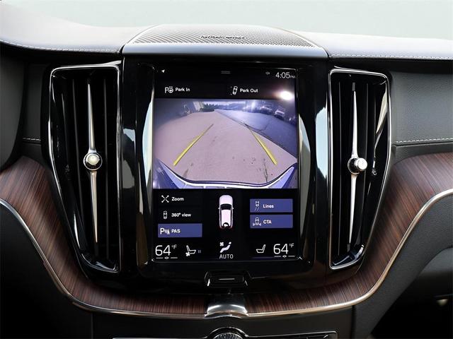Photo of 2021 Denim Blue Metallic Volvo XC60