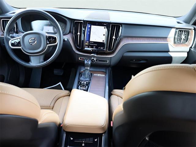 Photo of 2021 Denim Blue Metallic Volvo XC60
