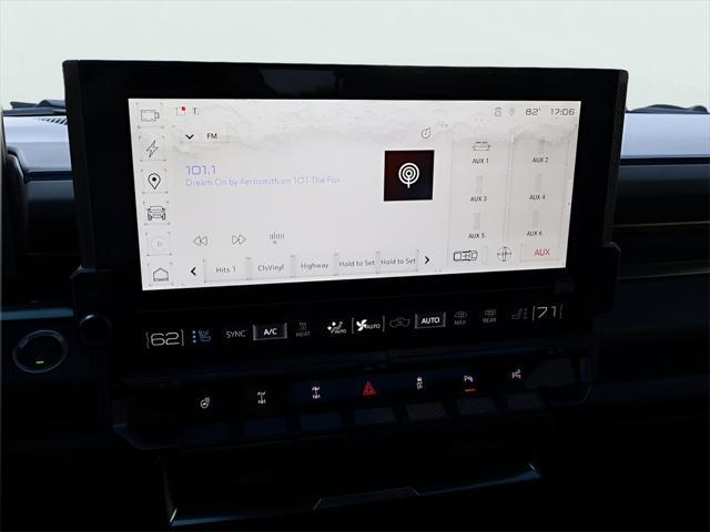 Photo of 2024 Moonshot Green Matte GMC HUMMER EV SUV