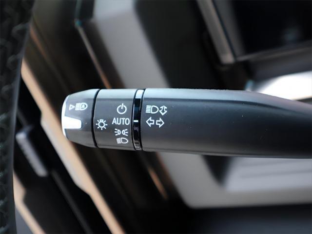 Photo of 2024 Moonshot Green Matte GMC HUMMER EV SUV
