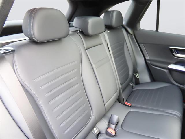 Photo of 2025 Cirrus Silver Metallic Mercedes-Benz GLC 350e