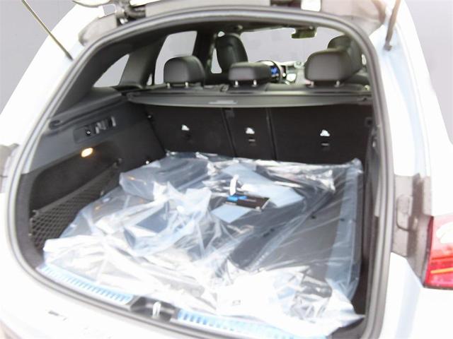 Photo of 2025 Cirrus Silver Metallic Mercedes-Benz GLC 350e