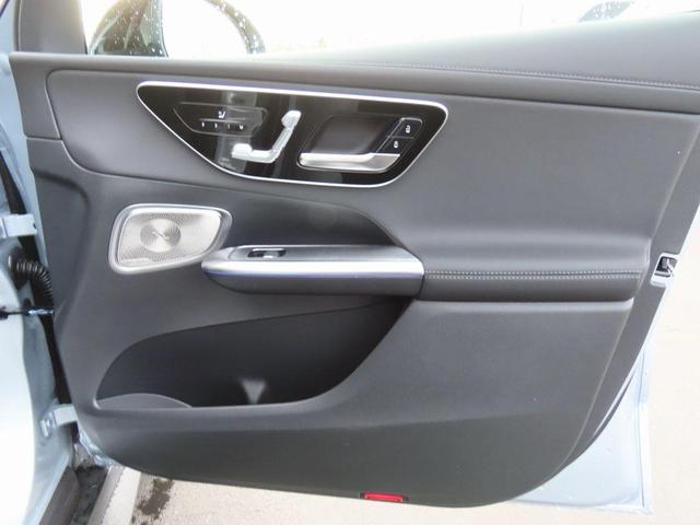 Photo of 2025 Cirrus Silver Metallic Mercedes-Benz GLC 350e