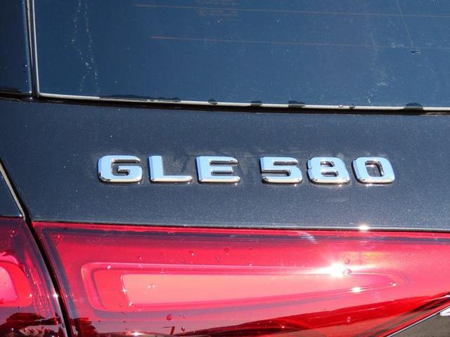 Photo of 2025 Obsidian Black Metallic Mercedes-Benz GLE 580