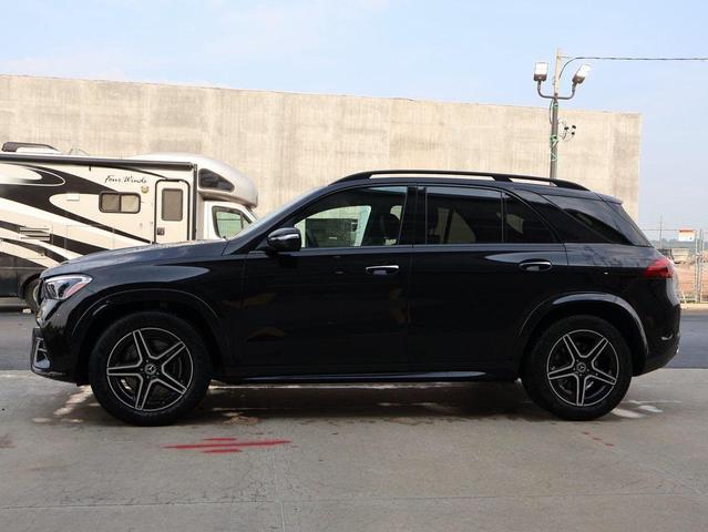 Photo of 2025 Obsidian Black Metallic Mercedes-Benz GLE 450