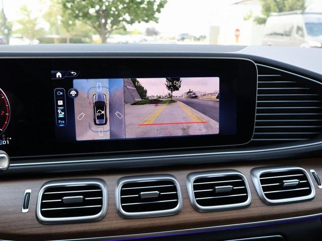Photo of 2025 Obsidian Black Metallic Mercedes-Benz GLE 450