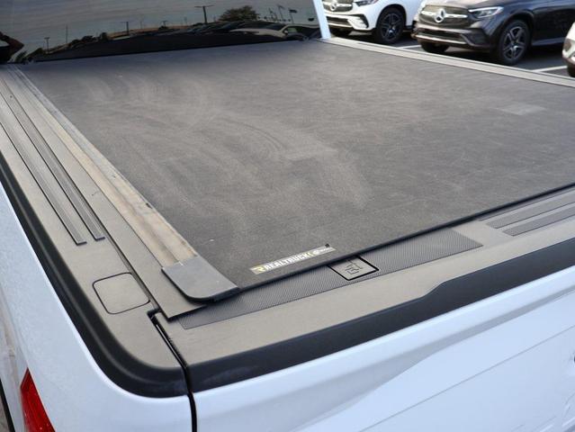 Photo of 2021 Oxford White Ford F-150
