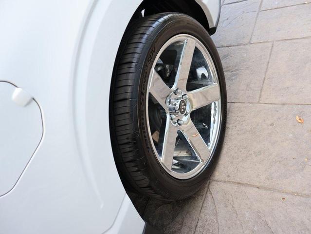 Photo of 2021 Oxford White Ford F-150