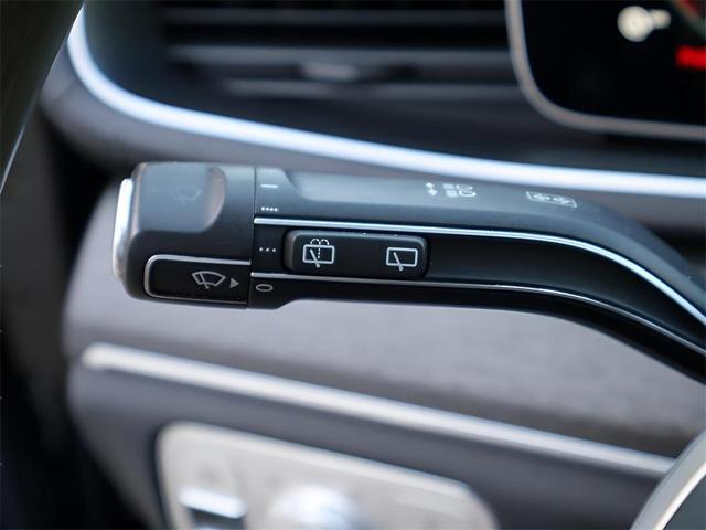 Photo of 2022 Black Mercedes-Benz GLS 450
