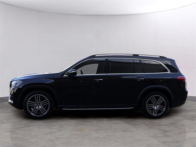 Photo of 2022 Black Mercedes-Benz GLS 450