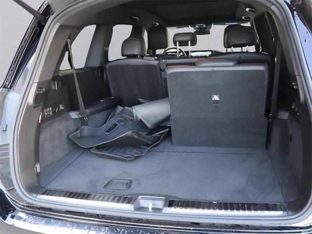 Photo of 2022 Black Mercedes-Benz GLS 450