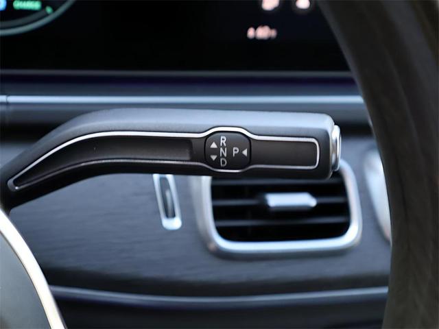 Photo of 2022 Black Mercedes-Benz GLS 450