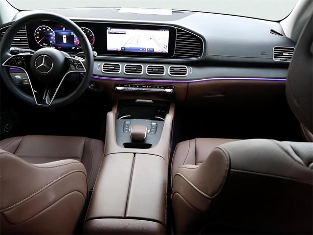 Photo of 2024 Black Mercedes-Benz GLE 350