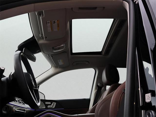 Photo of 2024 Black Mercedes-Benz GLE 350