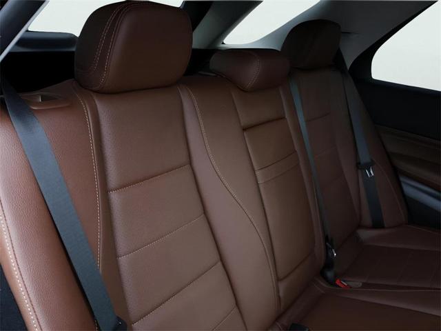 Photo of 2024 Black Mercedes-Benz GLE 350