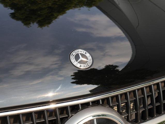 Photo of 2025 Black Mercedes-Benz GLC 350e