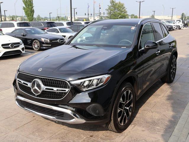 Photo of 2025 Black Mercedes-Benz GLC 350e