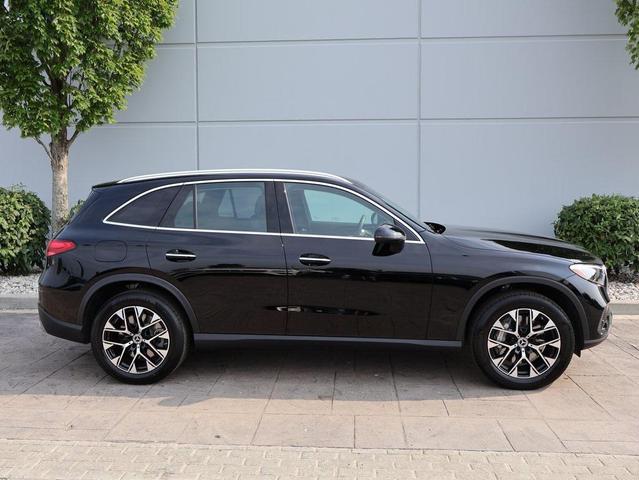 Photo of 2025 Black Mercedes-Benz GLC 350e