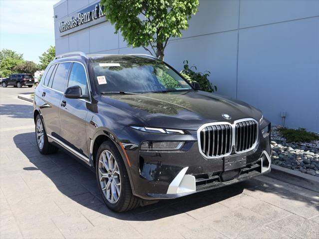2025 BMW X7