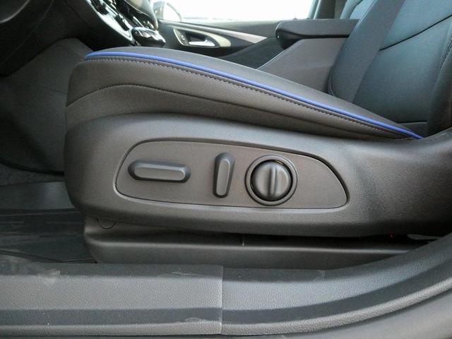 Photo of 2025 Ebony Twilight Metallic Buick Envista