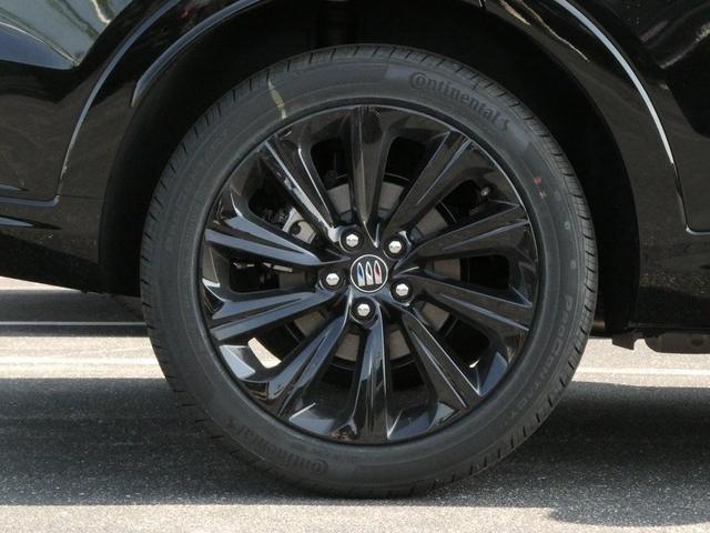 Photo of 2025 Ebony Twilight Metallic Buick Envista