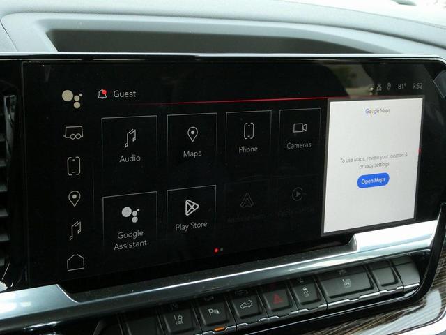 Photo of 2025 Summit White GMC Sierra 2500