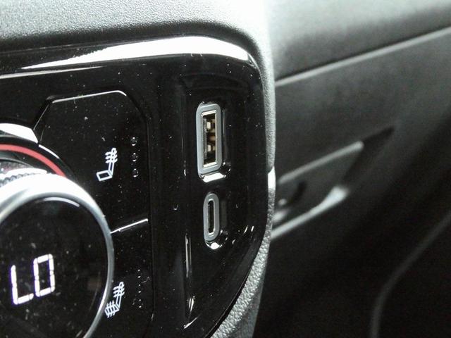 Photo of 2025 Summit White GMC Sierra 2500