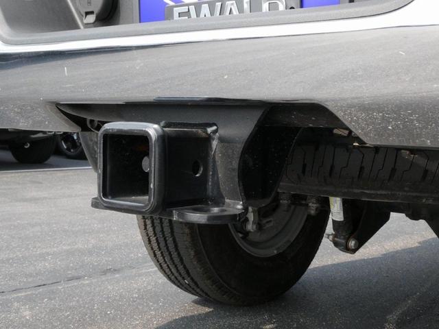 Photo of 2025 Summit White GMC Sierra 2500