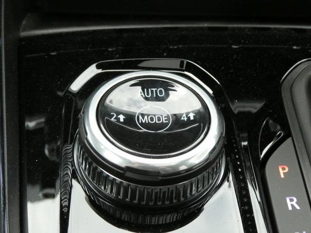Photo of 2025 Metallic GMC Canyon