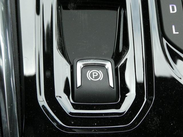 Photo of 2025 Metallic GMC Canyon