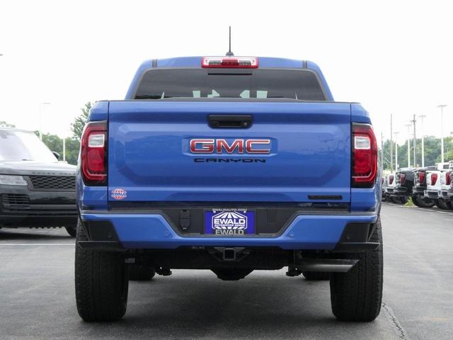 Photo of 2025 Metallic GMC Canyon