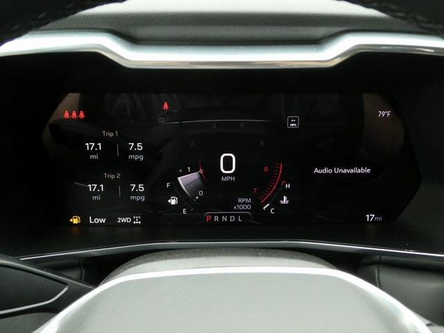 Photo of 2025 Metallic GMC Canyon