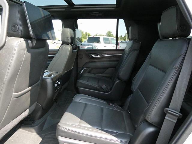 Photo of 2021 Summit White GMC Yukon