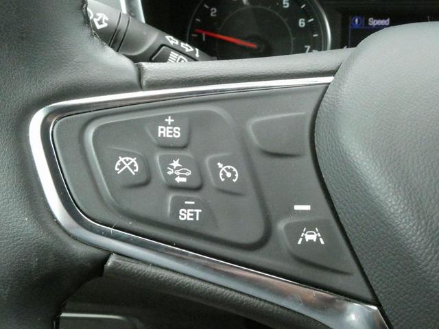 Photo of 2023 Summit White Chevrolet Equinox