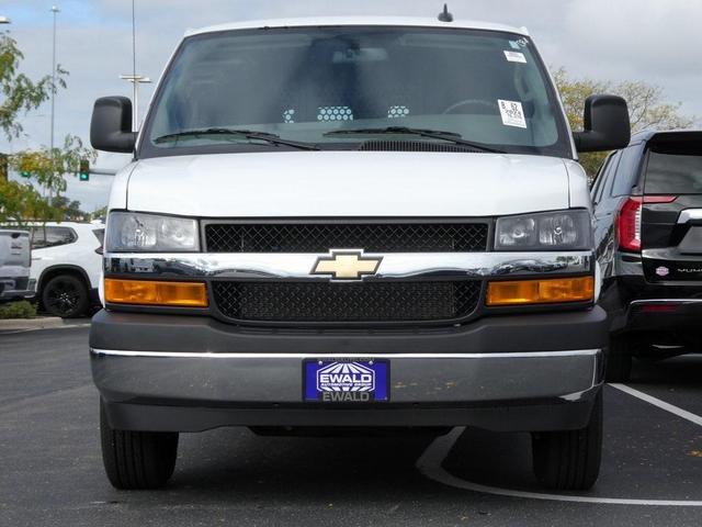 Photo of 2024 Summit White Chevrolet Express 2500
